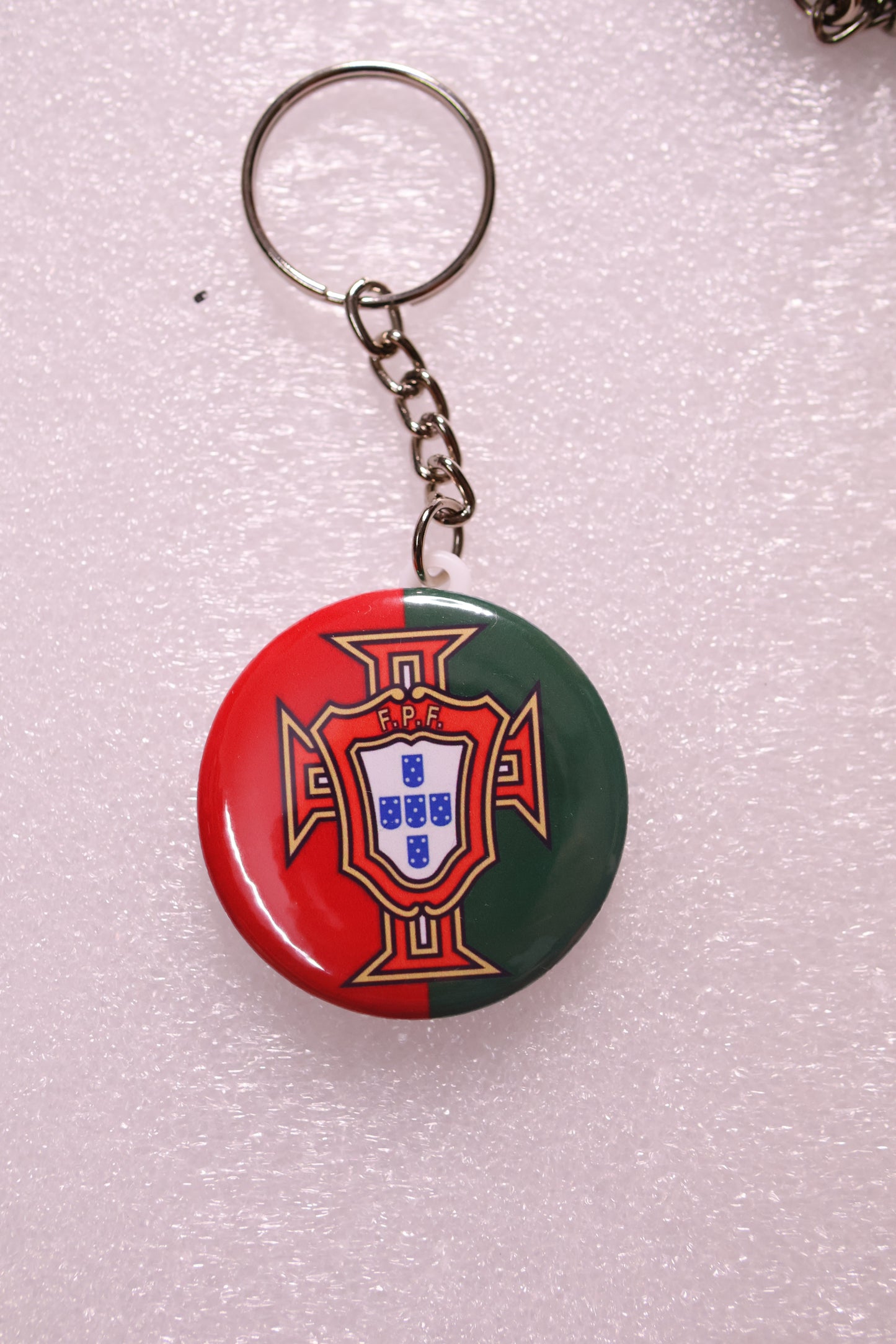 Portugal Football Keychain – Classic Button (44mm)
