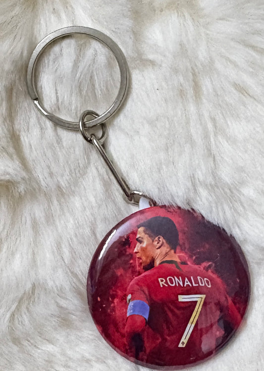 Ronaldo (Portugal) Keychain – Classic Button (44mm)